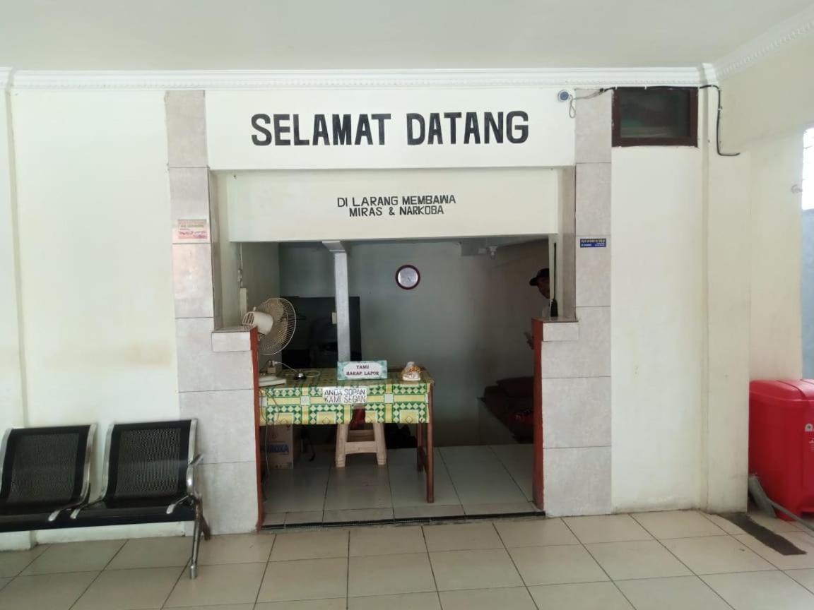 Hotel Surya Jaya WEST PAPUA Екстер'єр фото